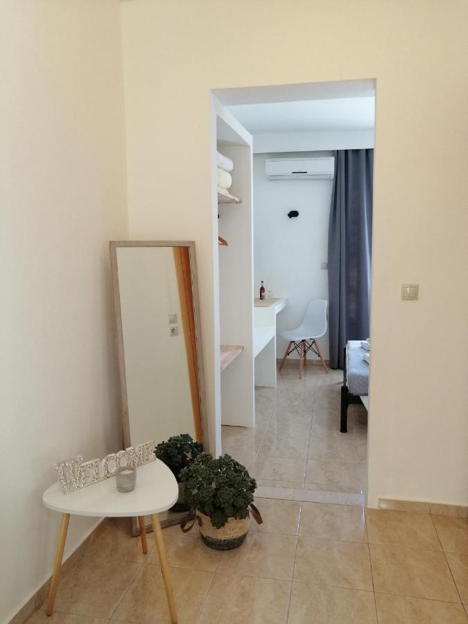 Oasis Apartments Livadia  외부 사진