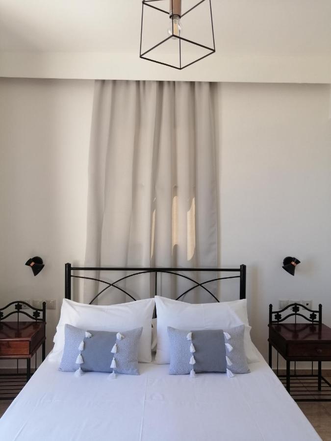 Oasis Apartments Livadia  외부 사진