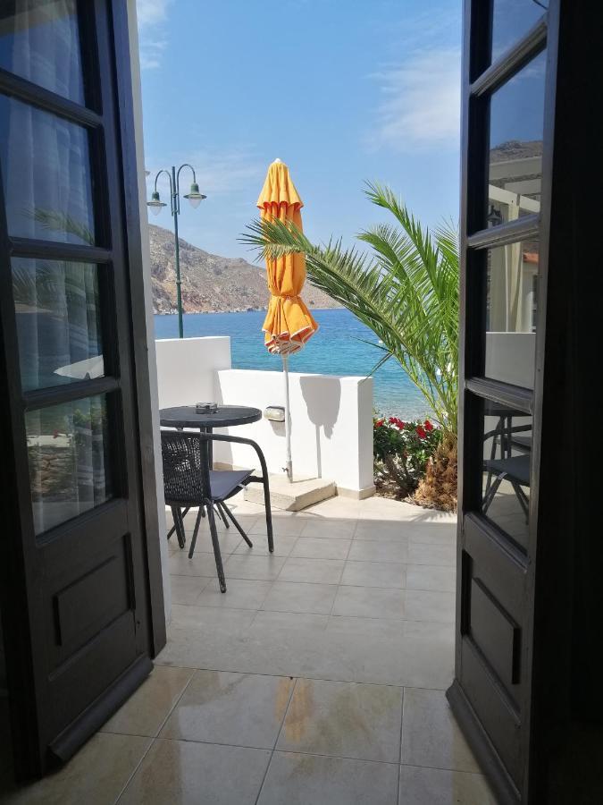 Oasis Apartments Livadia  외부 사진