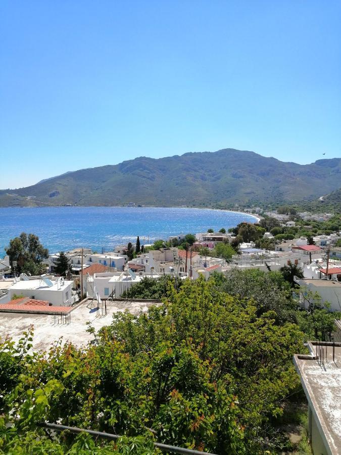 Oasis Apartments Livadia  외부 사진
