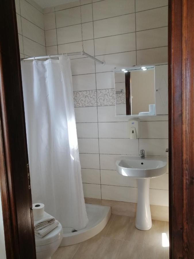 Oasis Apartments Livadia  외부 사진